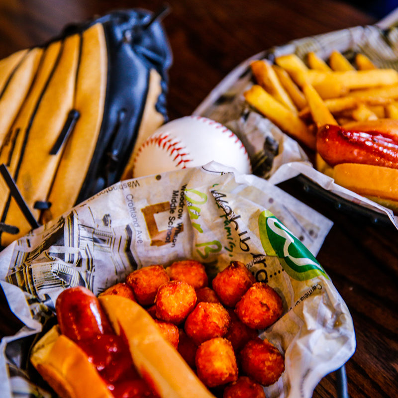 Wahlburgers Wahlburgers