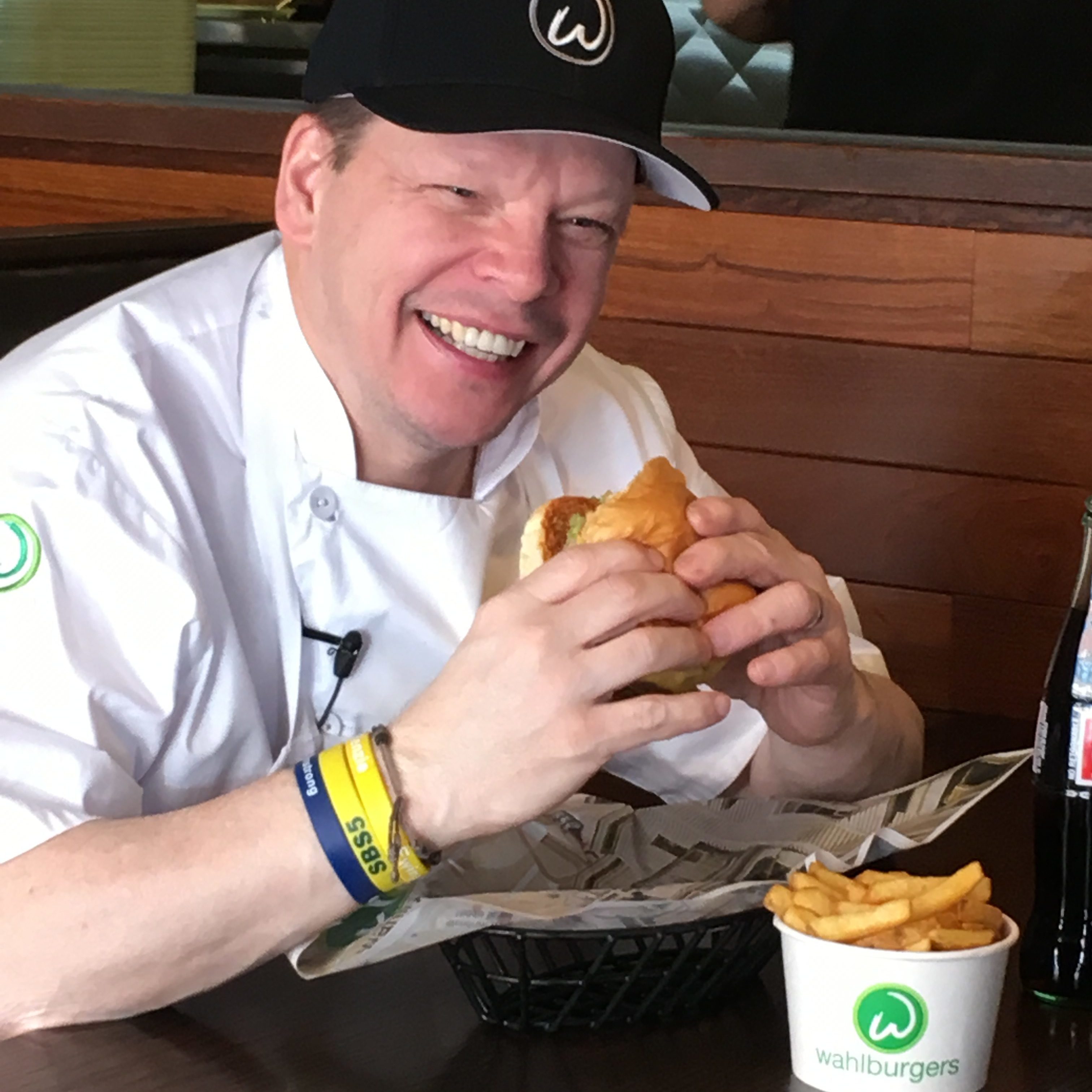Wahlburgers Wahlburgers